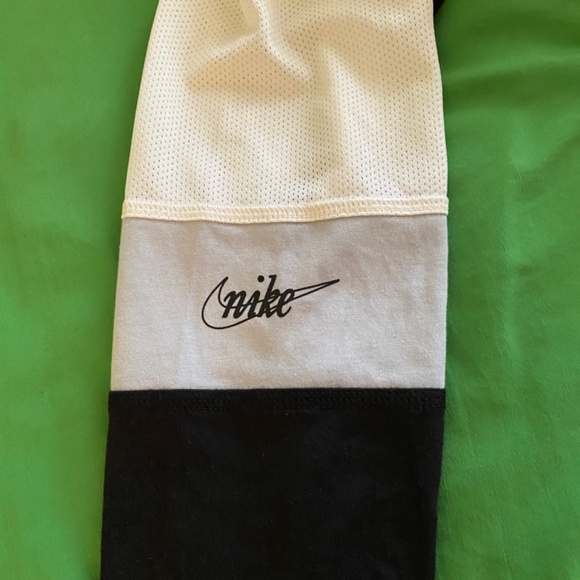 Nike Saints Performance T-Shirt - Picture 2 of 5